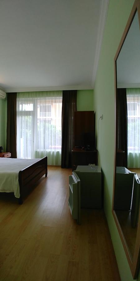 Green Hotel Kvariati Exterior foto